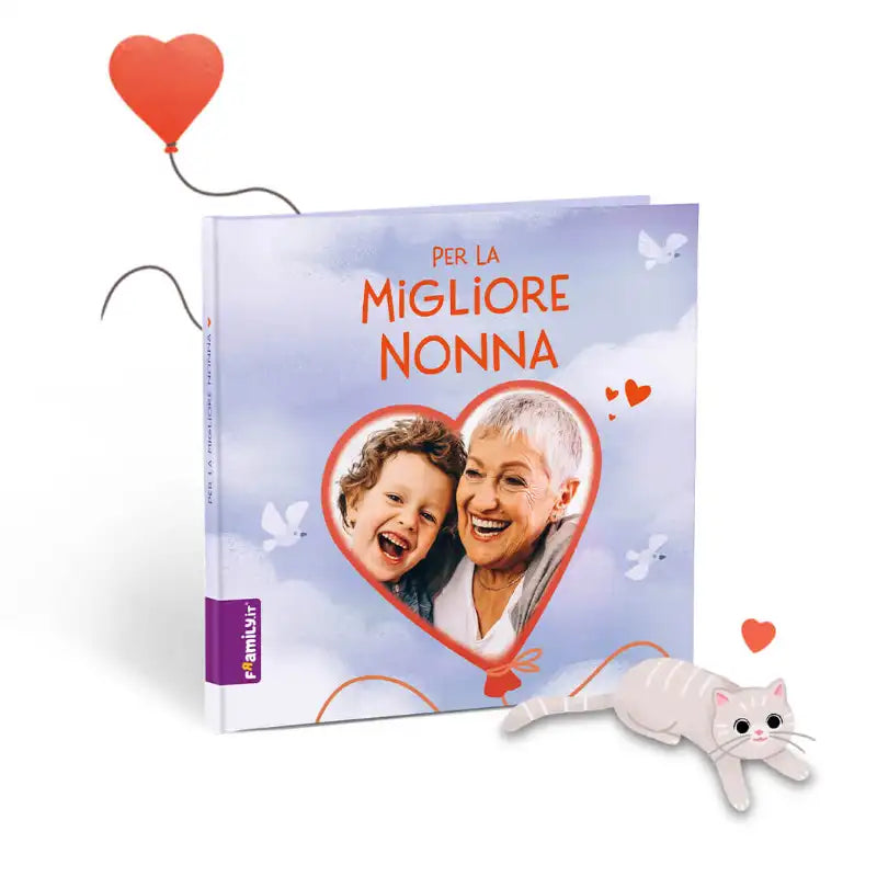 Copertina del libro di Framily "Per la migliore nonna" con foto di una nonna e un bambino sorridenti.